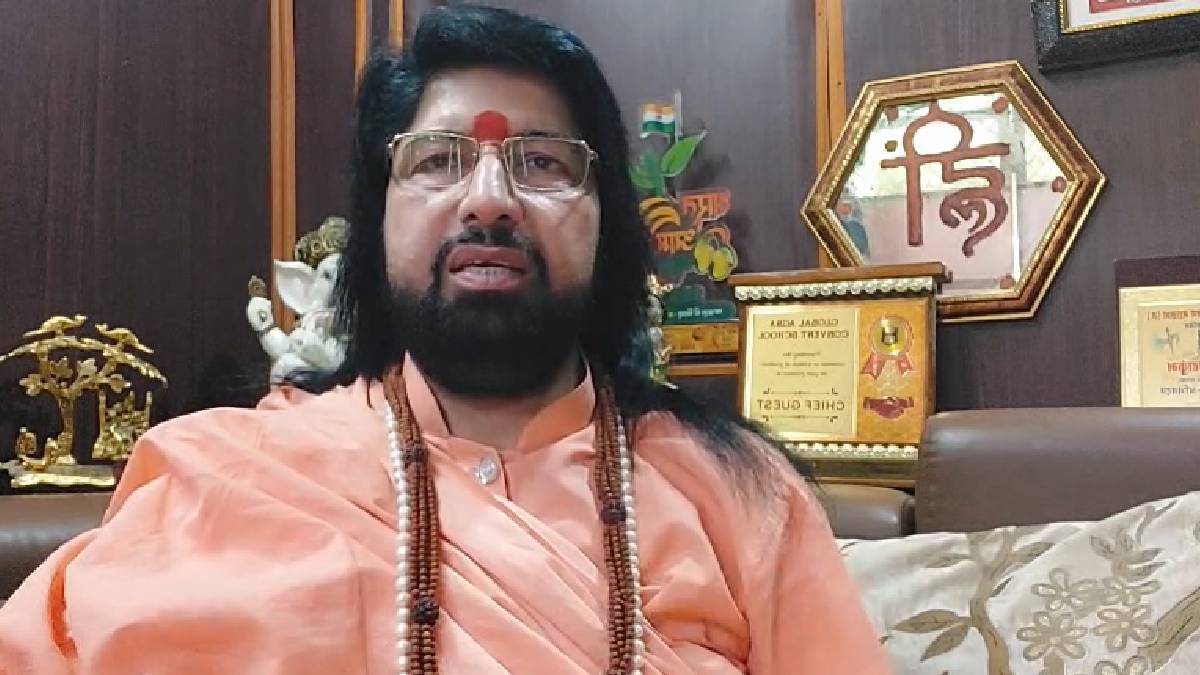 महामंडलेश्वर स्वामी कृष्णानंद महाराज ने आमिर खान पर लगाए गंभीर आरोप, जांच की उठाई मांग